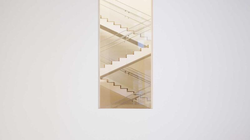 谈球吧体育产品中心展示现代体育数据分析界面